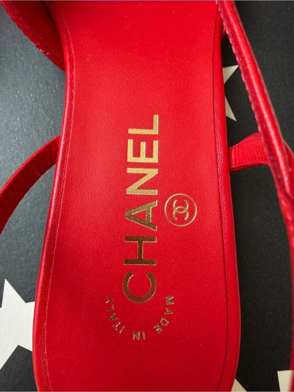 Chanel 26B Red Agneau Rouge Quilted Lambskin Leather Slingback CC Flats 39.5 NIB